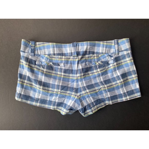 Abercrombie & Fitch Plaid Shorts - Picture 2 of 4